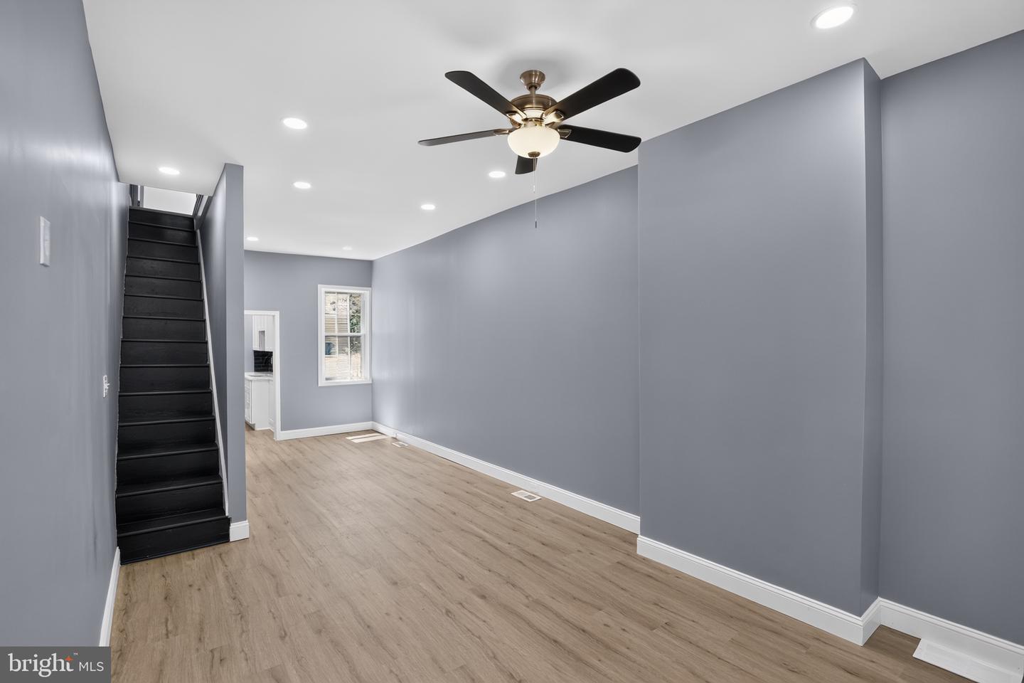 3053 Janney St Property Photo 11