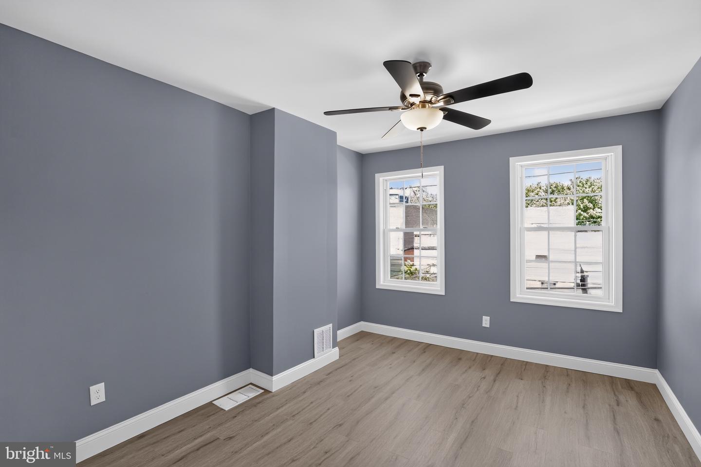3053 Janney St Property Photo 12