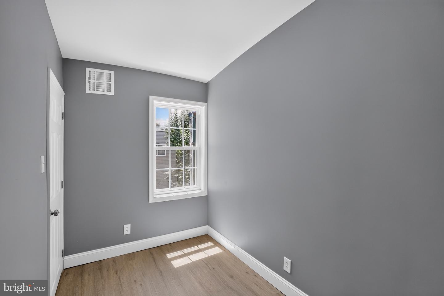 3053 Janney St Property Photo 17