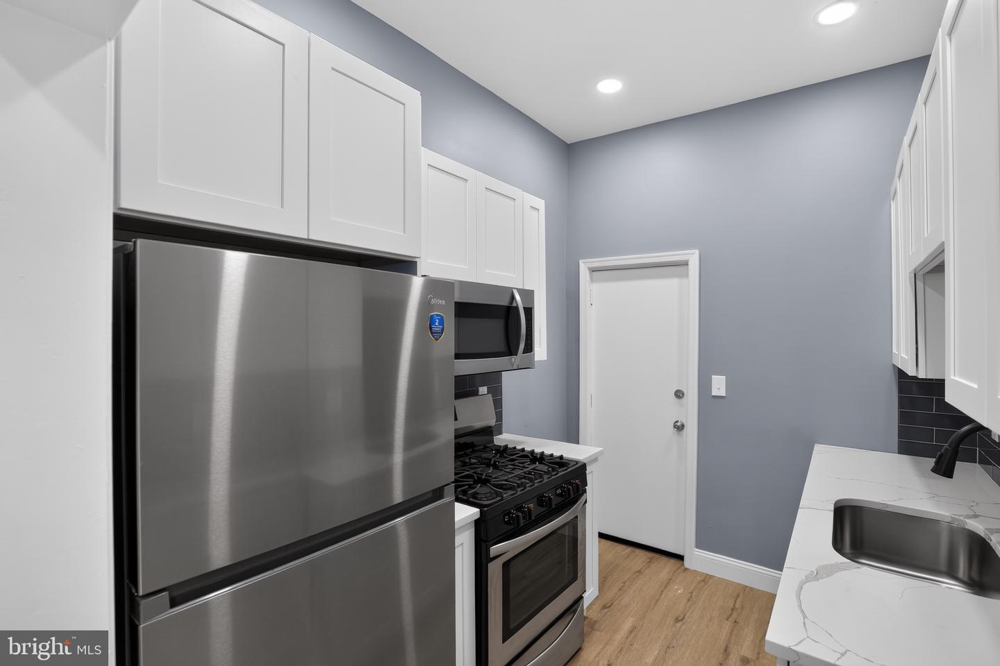 3053 Janney St Property Photo 20