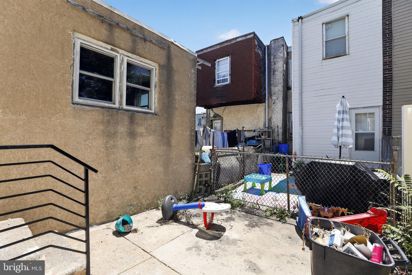 3053 Janney St Property Photo 23