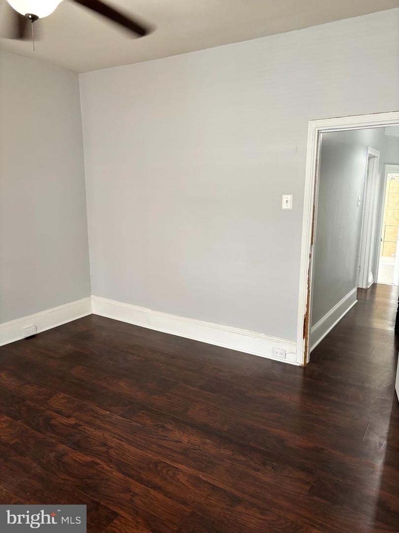 2520 N Sartain St Property Photo 3