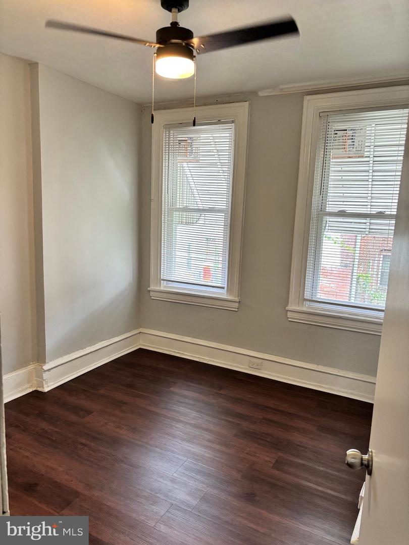 2520 N Sartain St Property Photo 6
