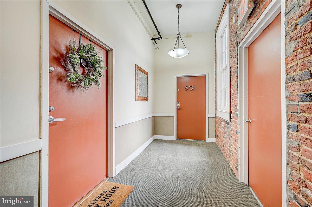 205-15 Cuthbert St #502 Property Photo 4