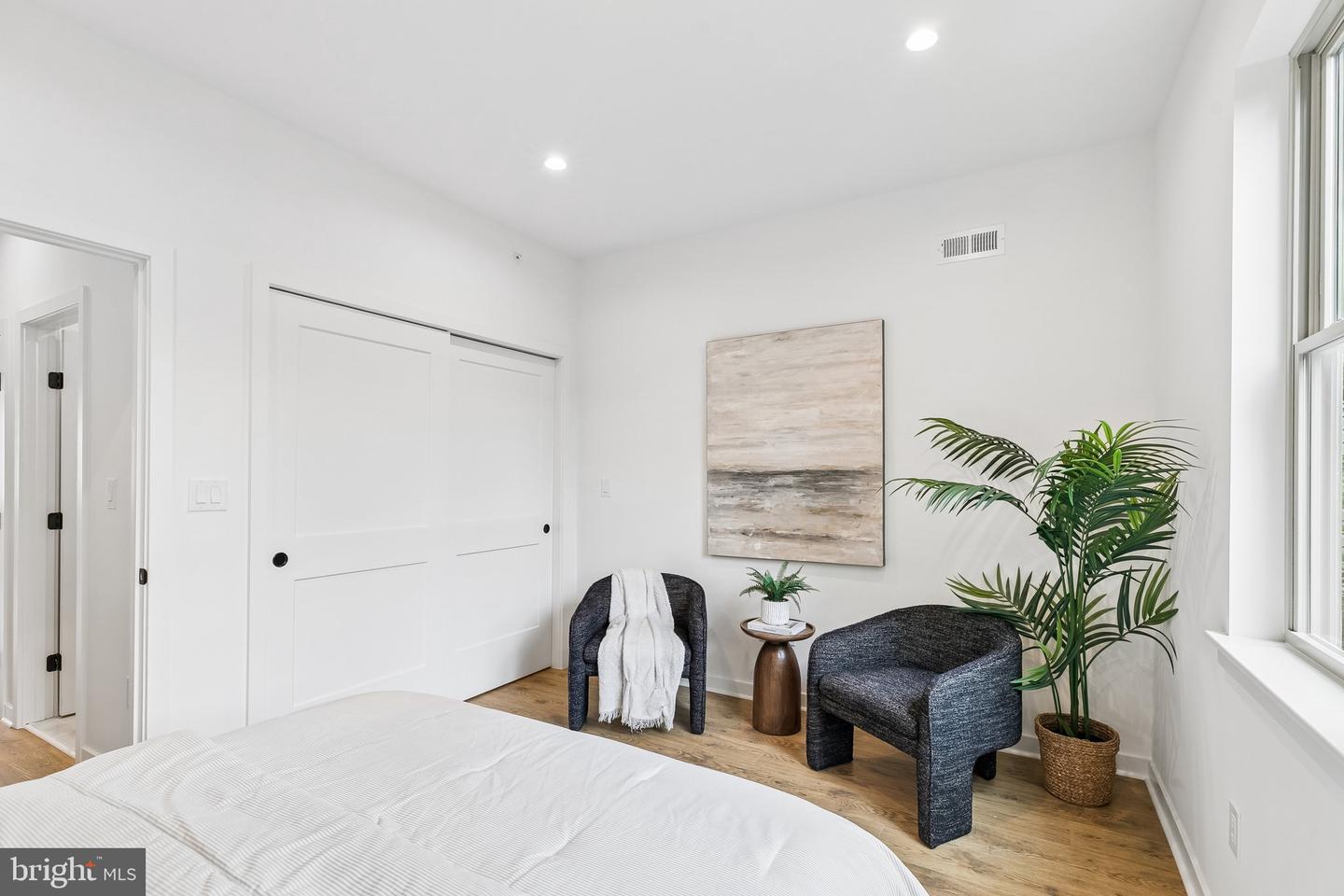 2708 Latona St Property Photo 18