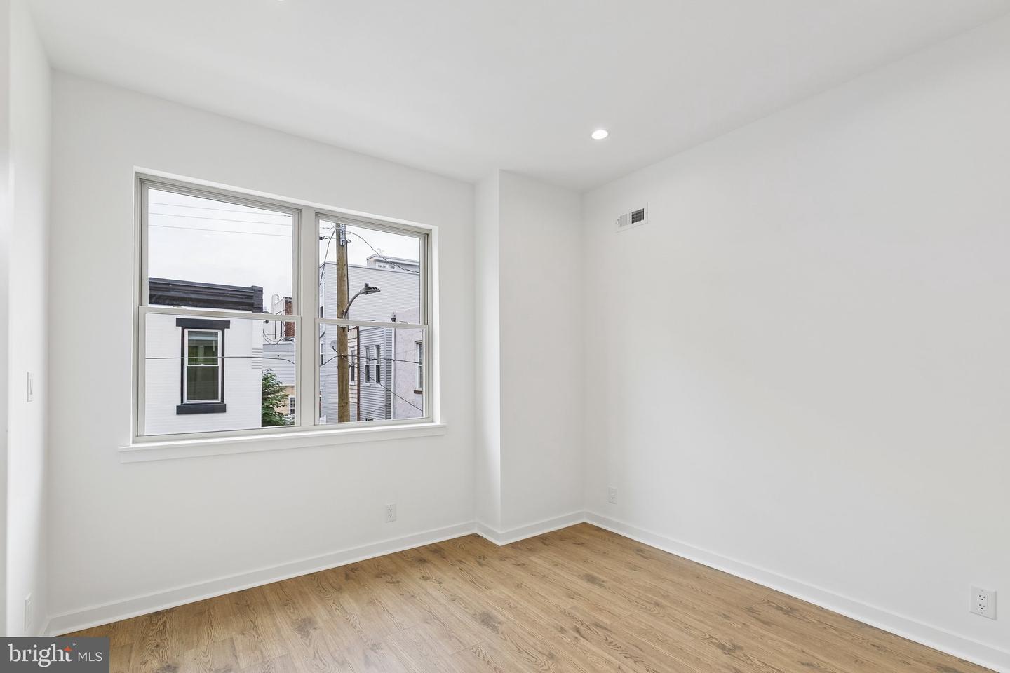 2708 Latona St Property Photo 25