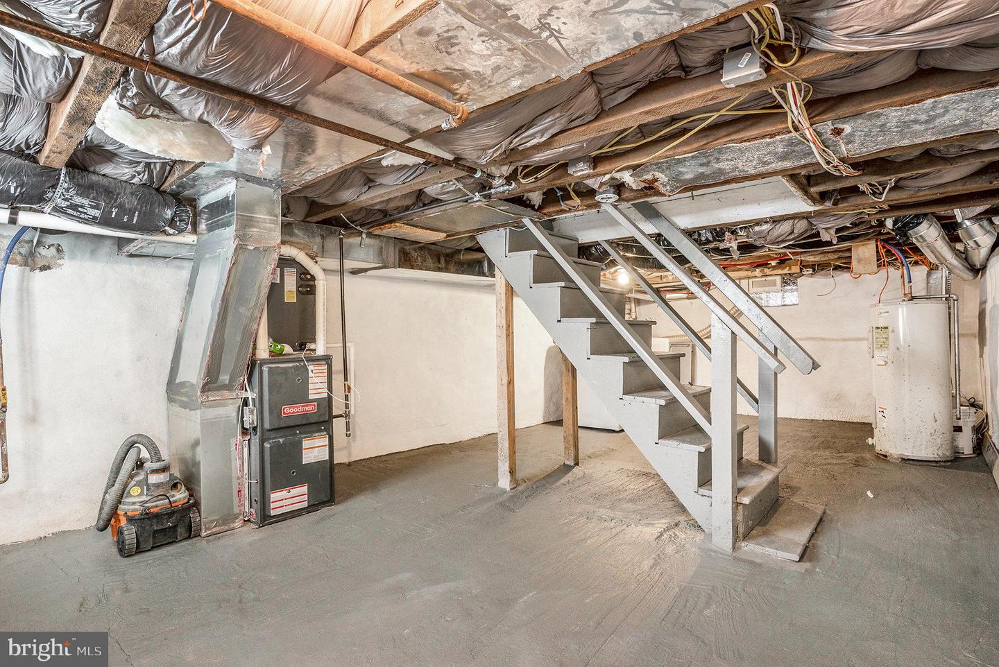 1260 N Newkirk St Property Photo 22