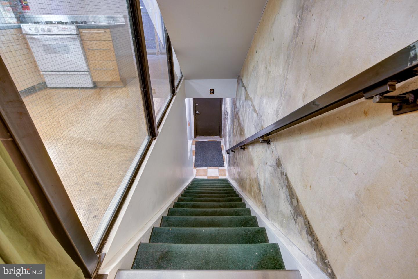 706 N 2nd St #a Property Photo 6
