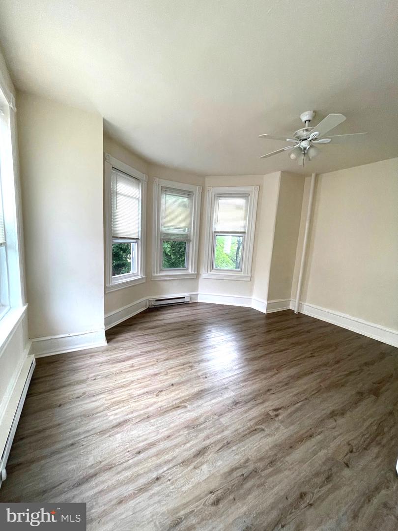 110 W Tabor Rd Property Photo 8