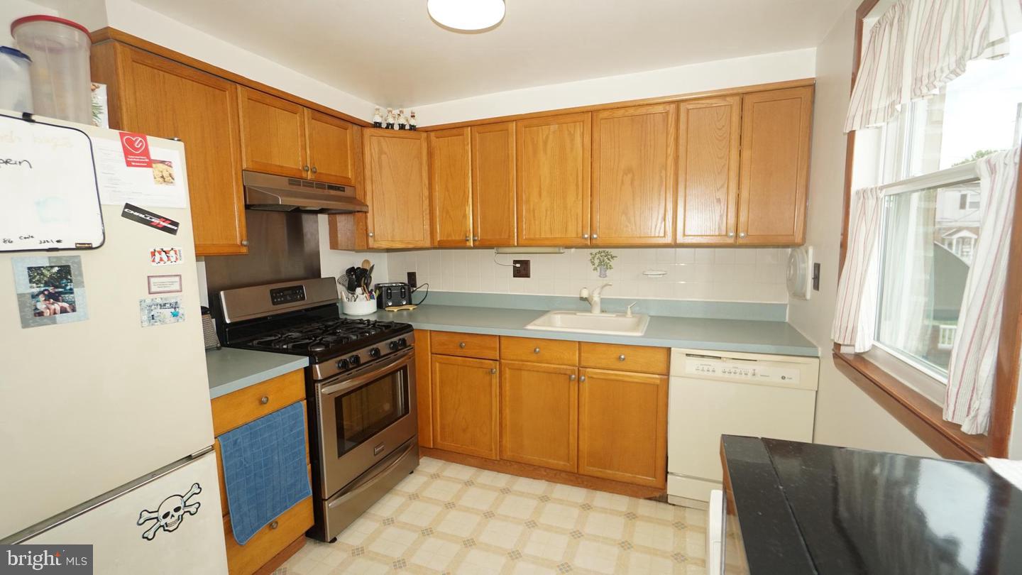 12032 Farwell Rd Property Photo 9