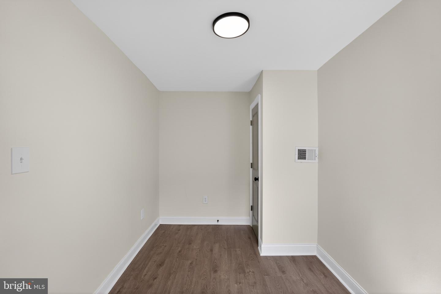 411 N 50th St Property Photo 18