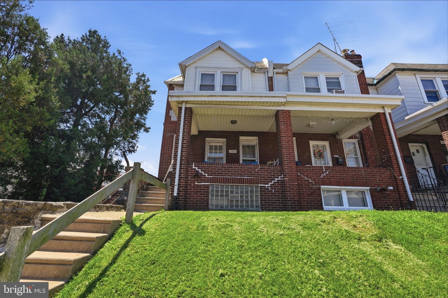 3532-34 Wellington St Property Photo 2