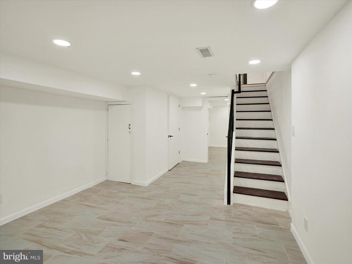5123 Ludlow St Property Photo 19
