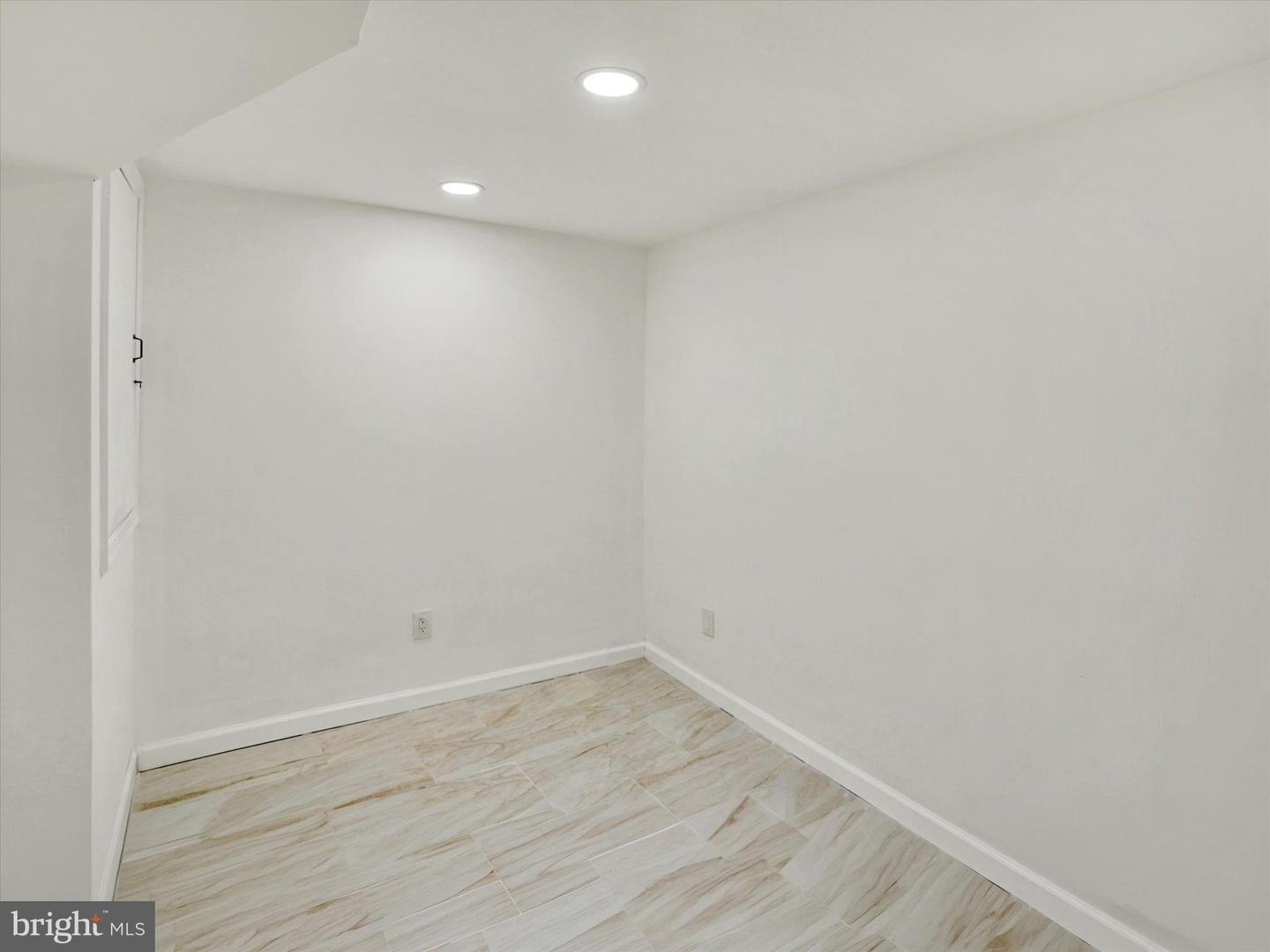 5123 Ludlow St Property Photo 21