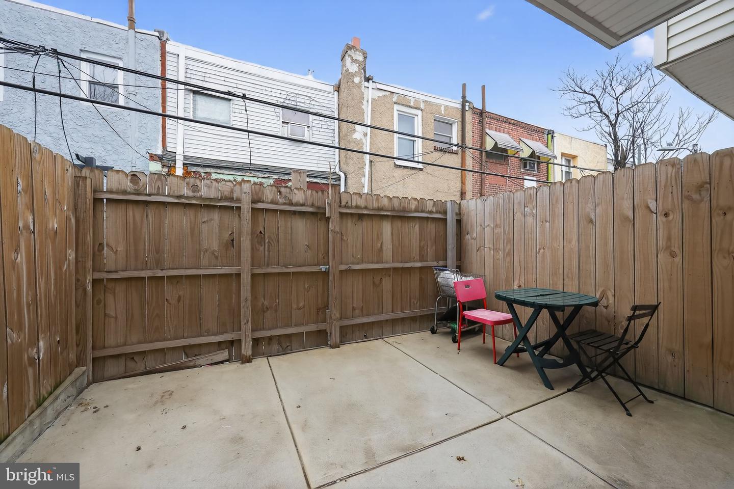 1827 Dudley St Property Photo 13