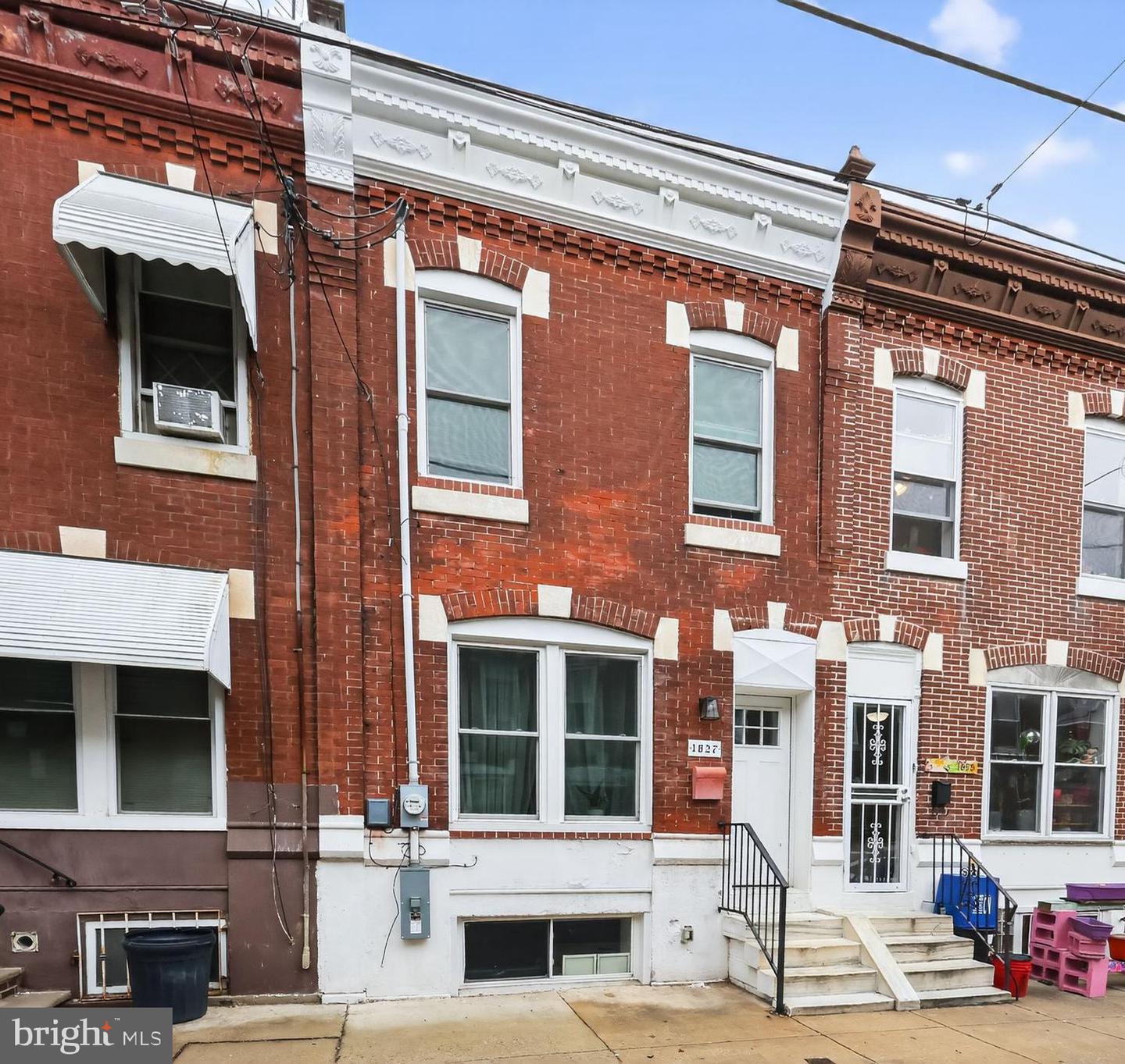 1827 Dudley St Property Photo 29