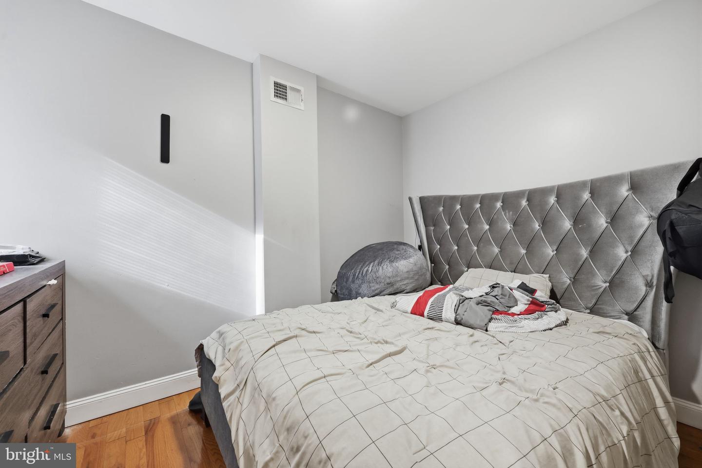 4046 N Fairhill St Property Photo 15