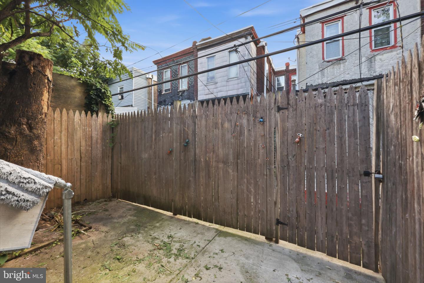 4046 N Fairhill St Property Photo 19