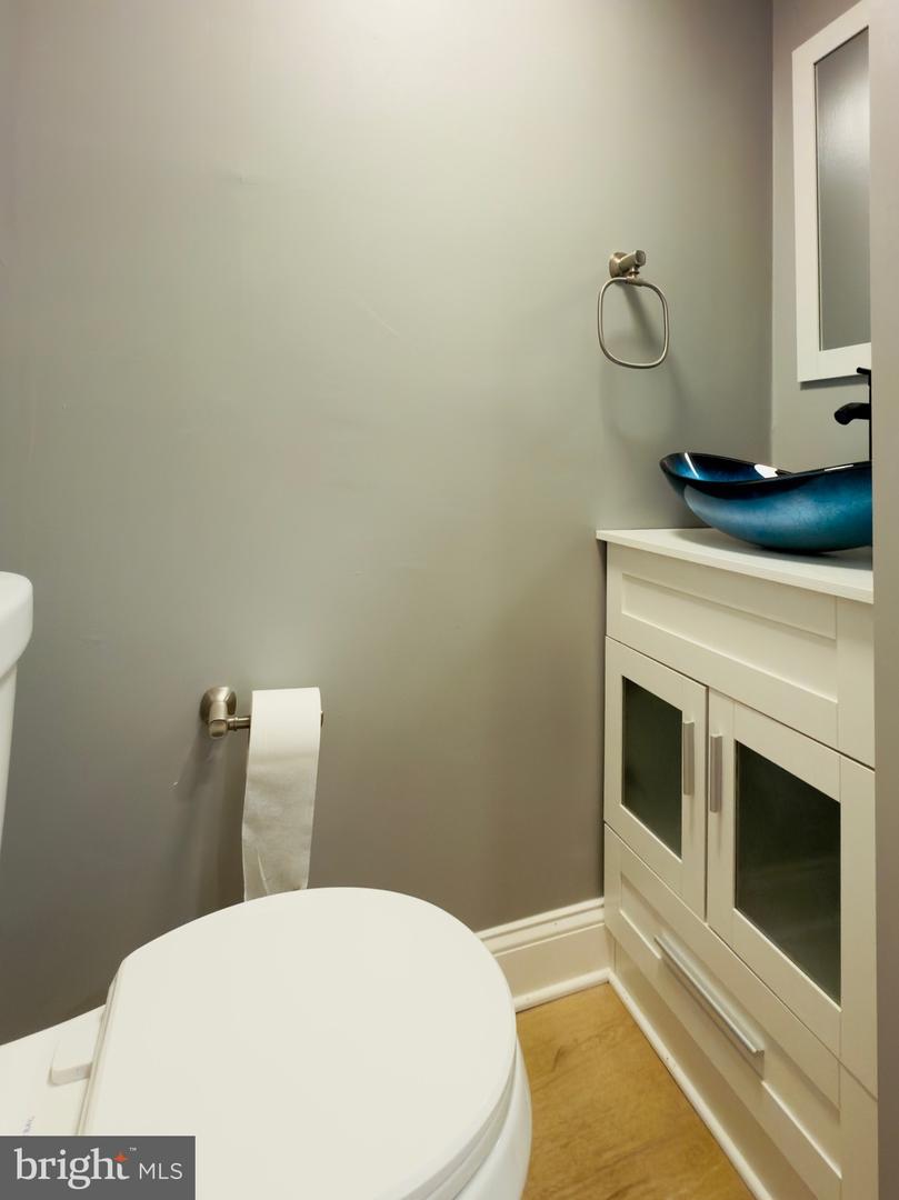 2546 S 9th St Property Photo 15