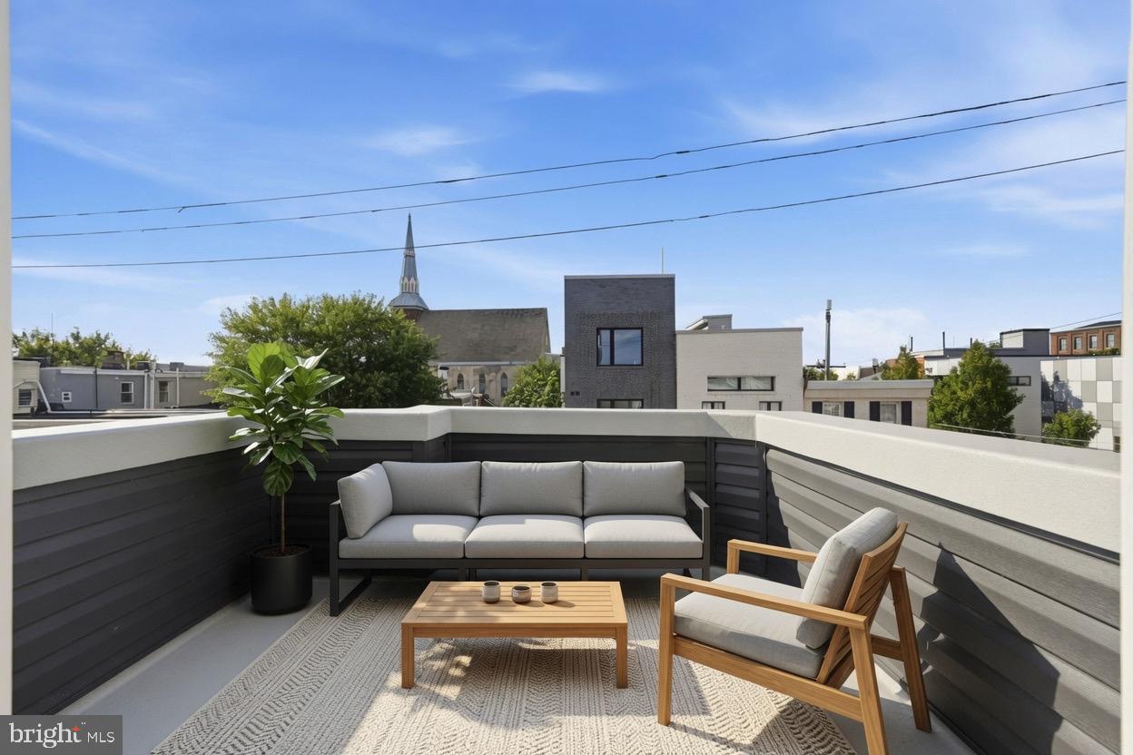 2511 Sepviva St Property Photo 31