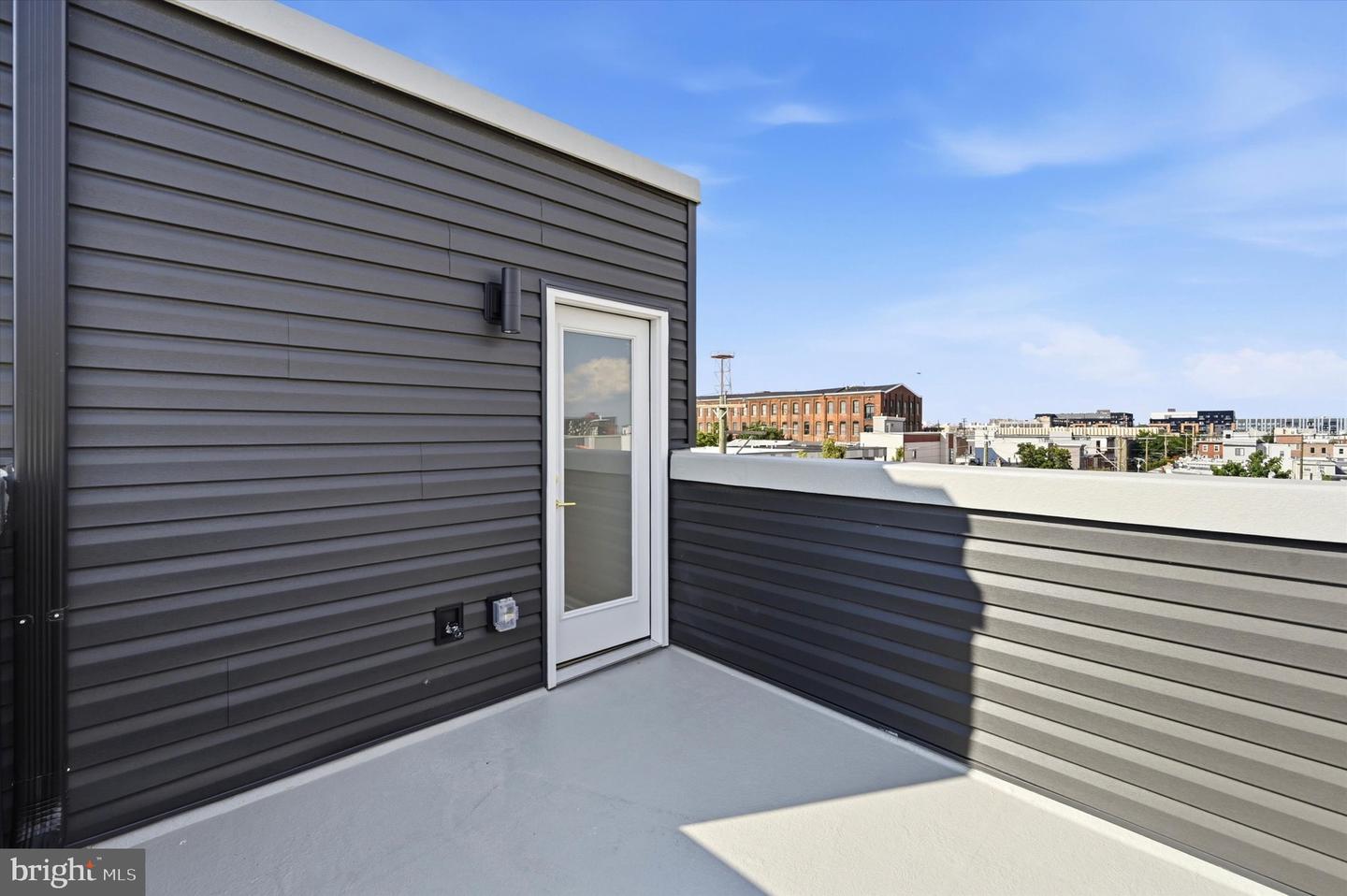 2511 Sepviva St Property Photo 33
