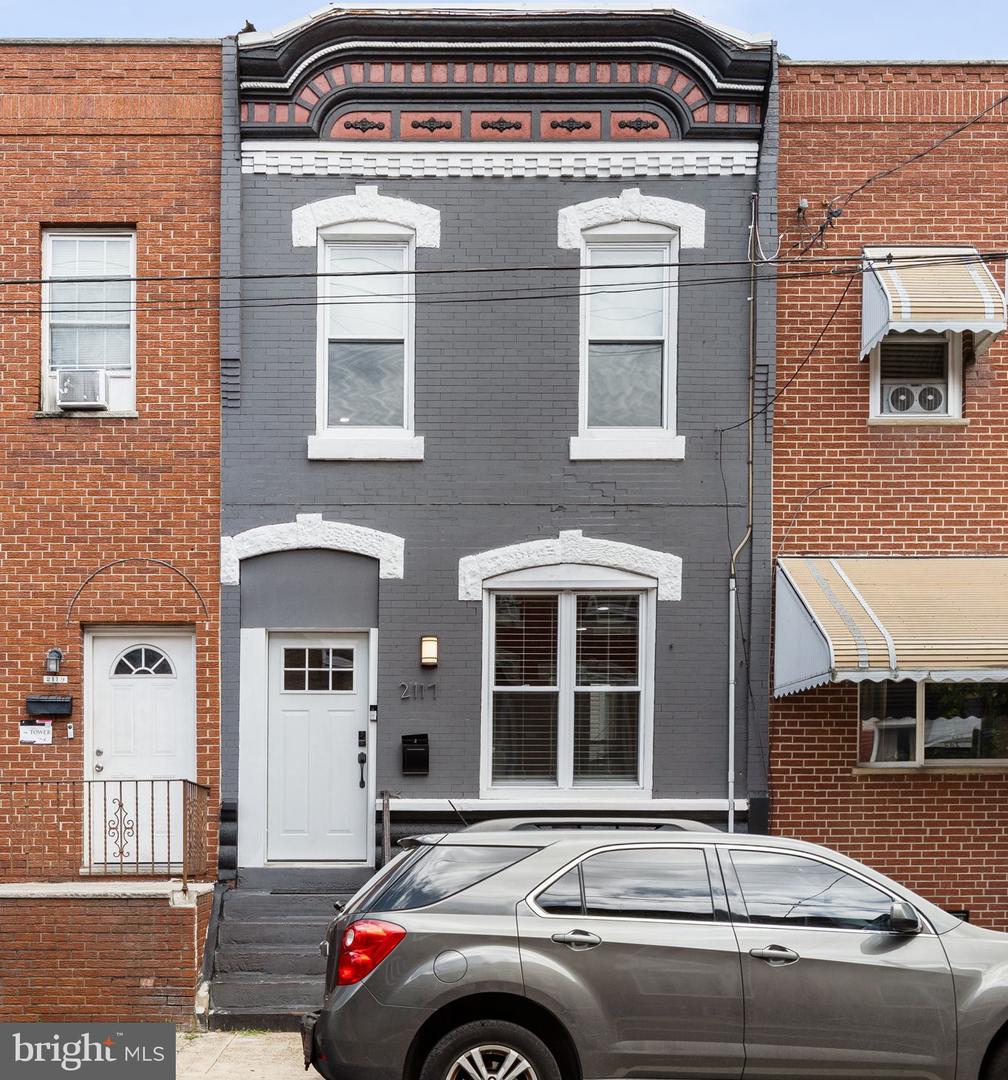2117 Morris St Property Photo 1