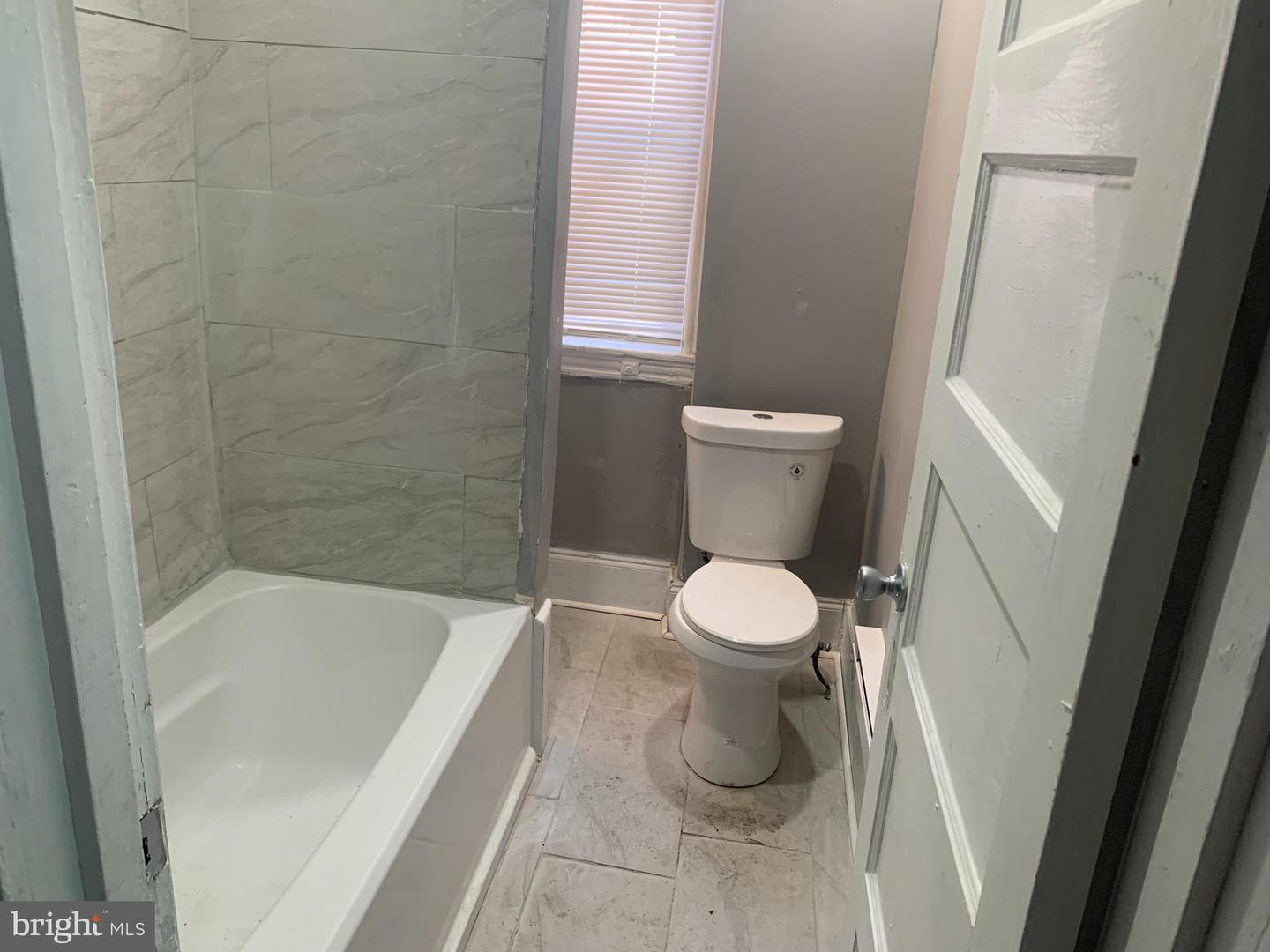 828 S 57th St Property Photo 3