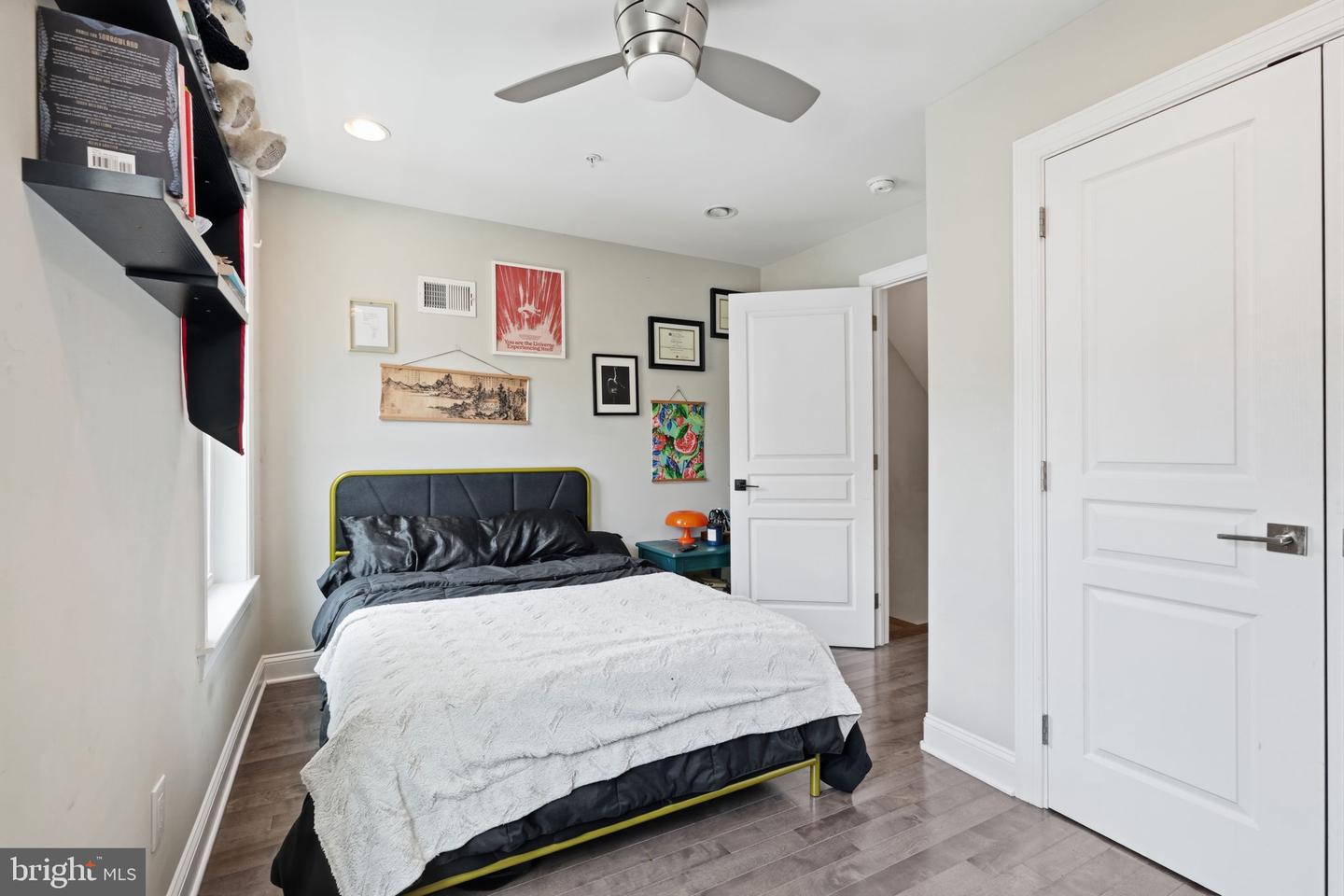 1746 Waterloo St Property Photo 13