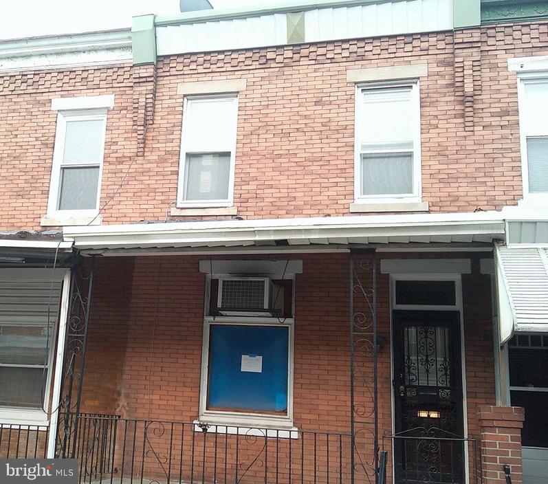 524 N Allison St Property Photo 3