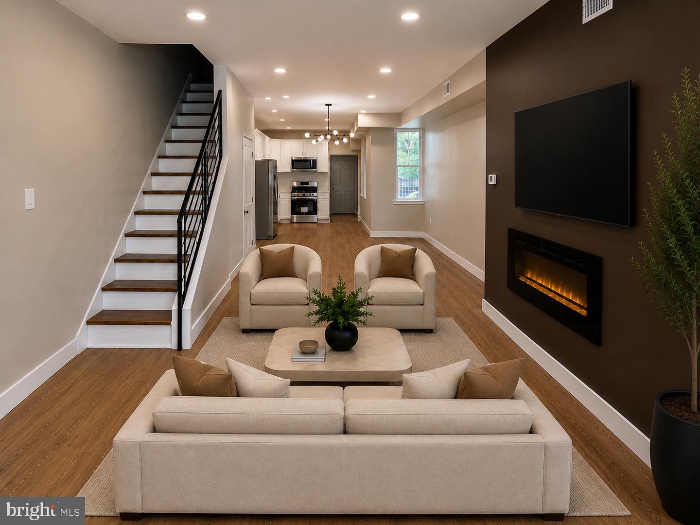 5116 Hawthorne St Property Photo 4