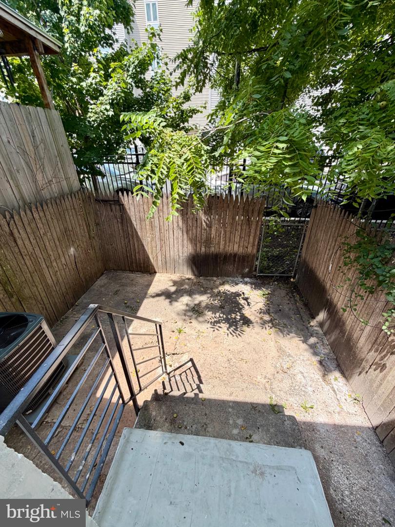 5116 Hawthorne St Property Photo 14