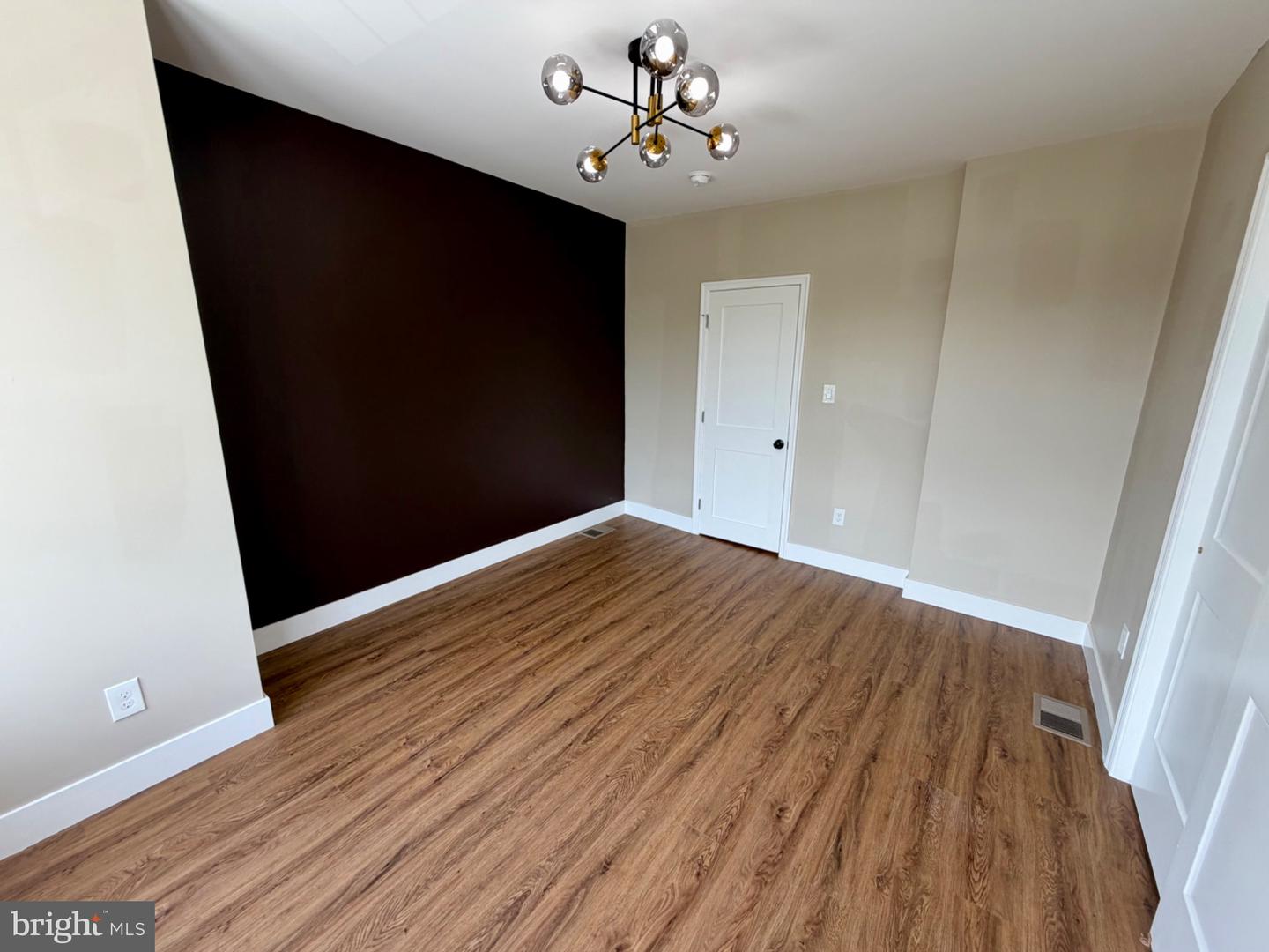 5116 Hawthorne St Property Photo 17