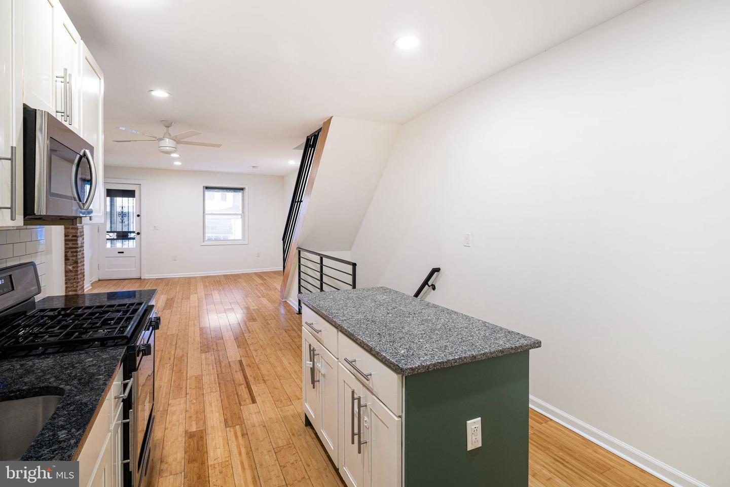 6118 Musgrave St Property Photo 1