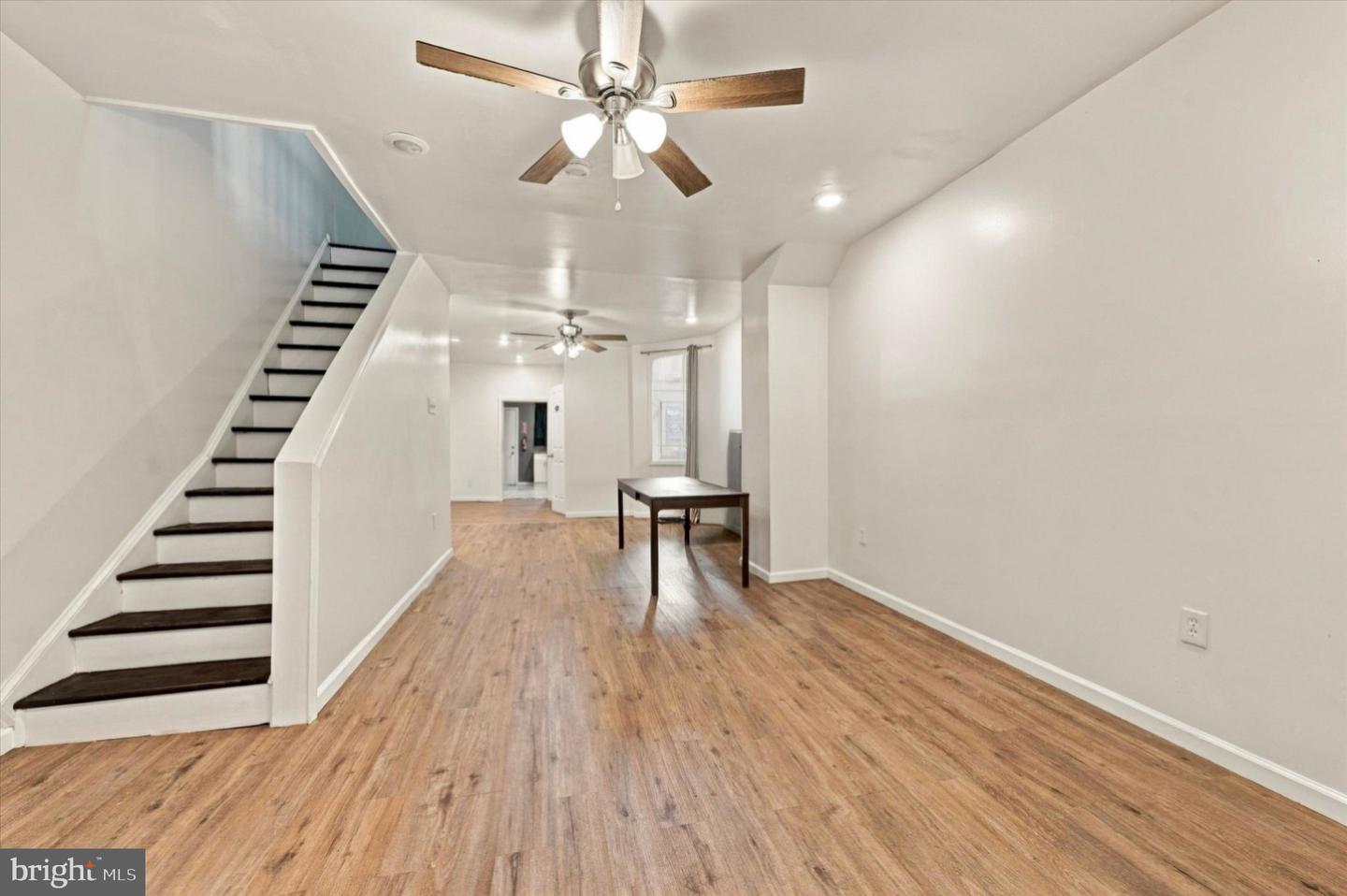 6114 Chestnut St Property Photo 2