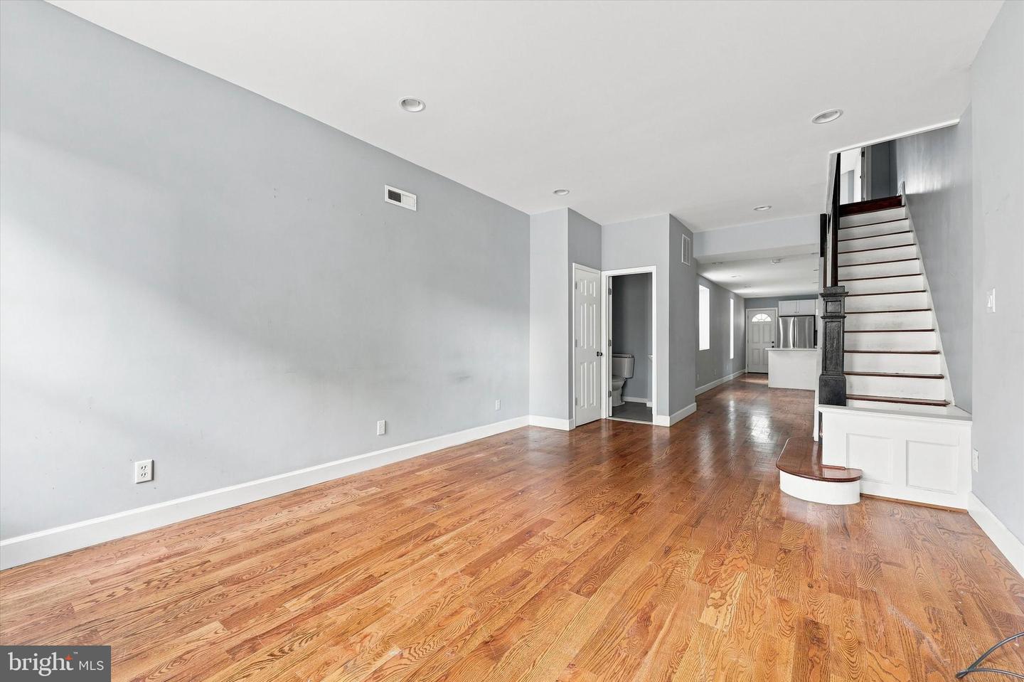 1202 S 21st St Property Photo 3