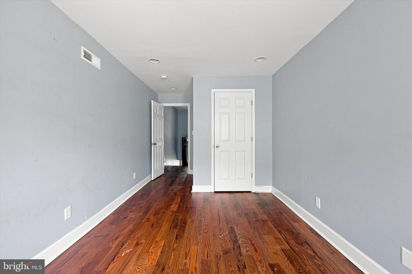 1202 S 21st St Property Photo 10