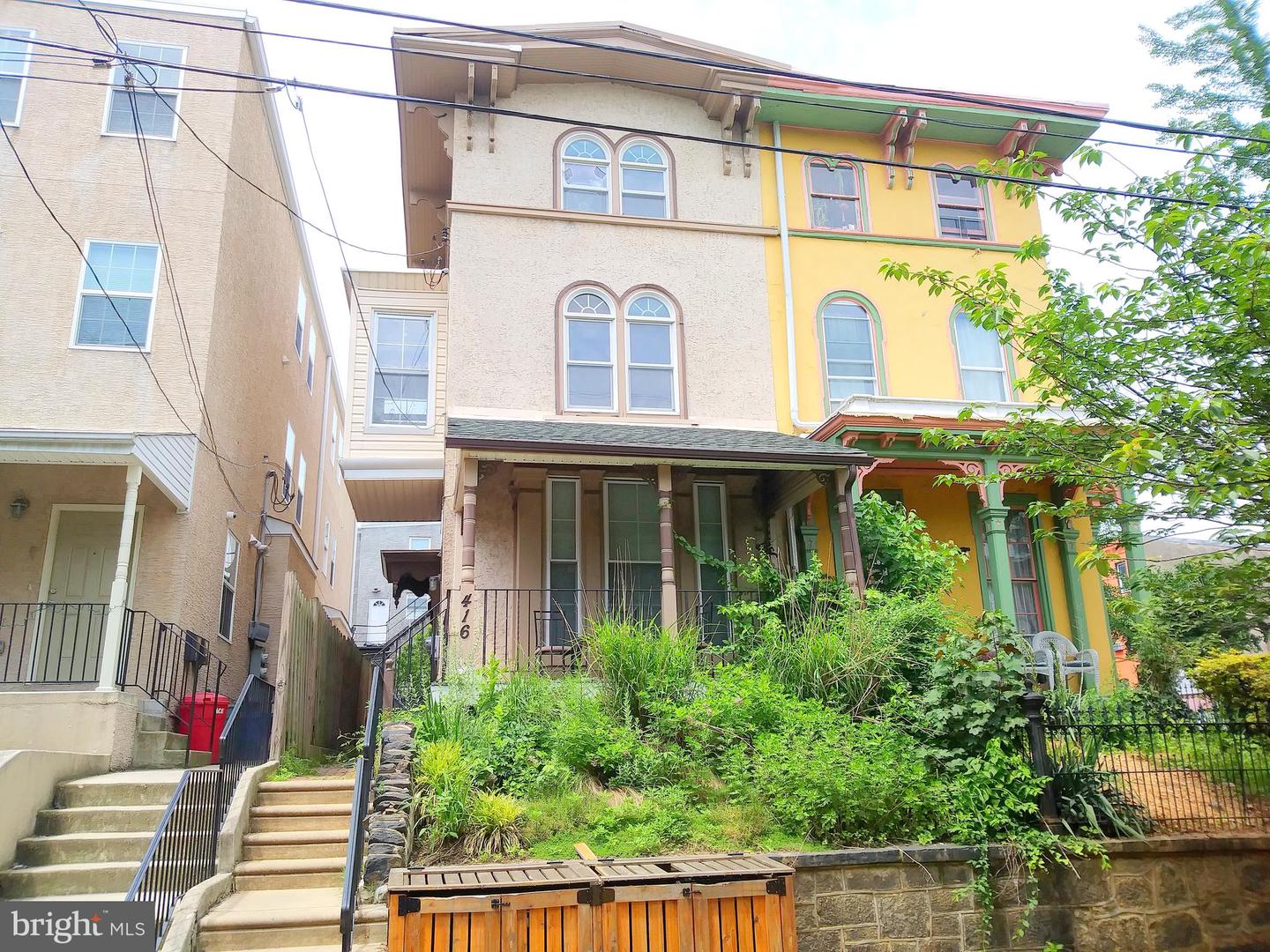 416 N 32ND ST #B Property Photo 1