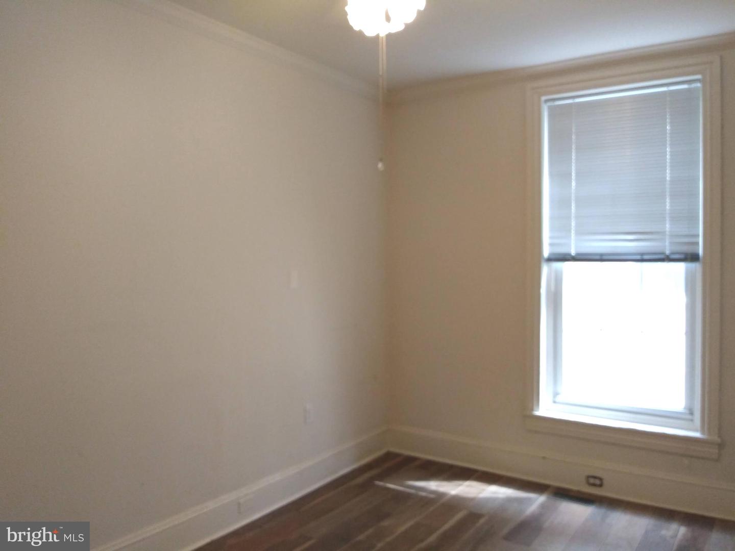 416 N 32nd St #b Property Photo 13