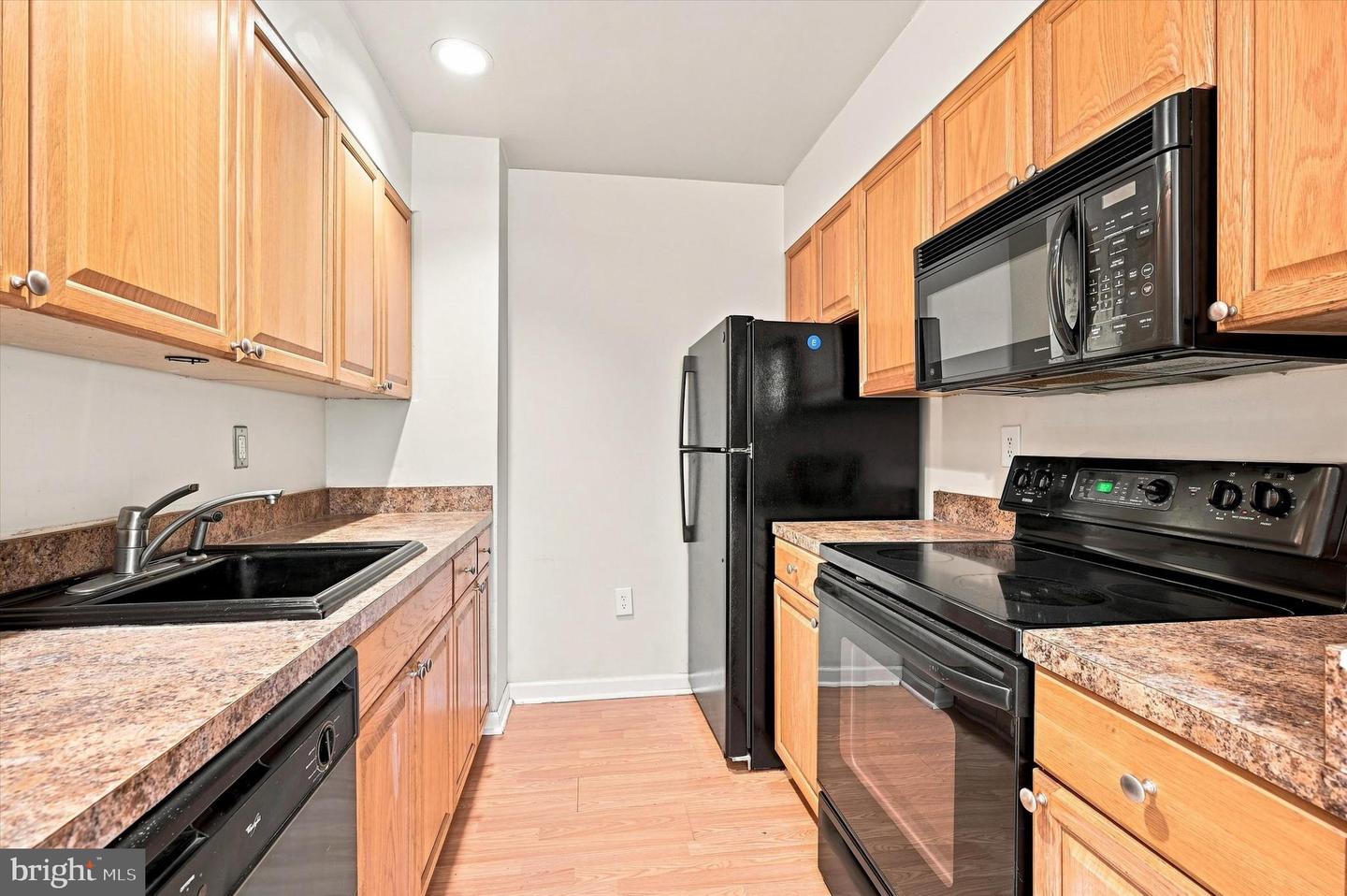 1601 Spring Garden St #m114 Property Photo 6