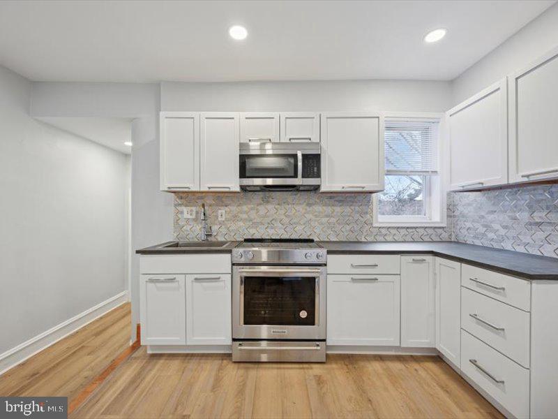 2253 Delhi St Property Photo 15