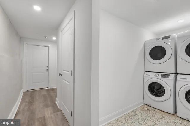 3228 W Diamond St Property Photo 5