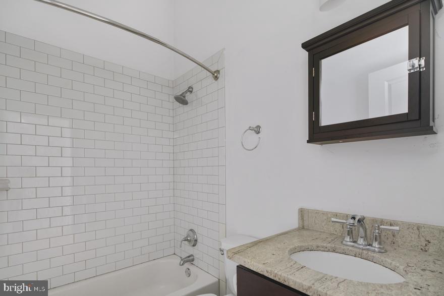 1311 Spruce St #203 Property Photo 7