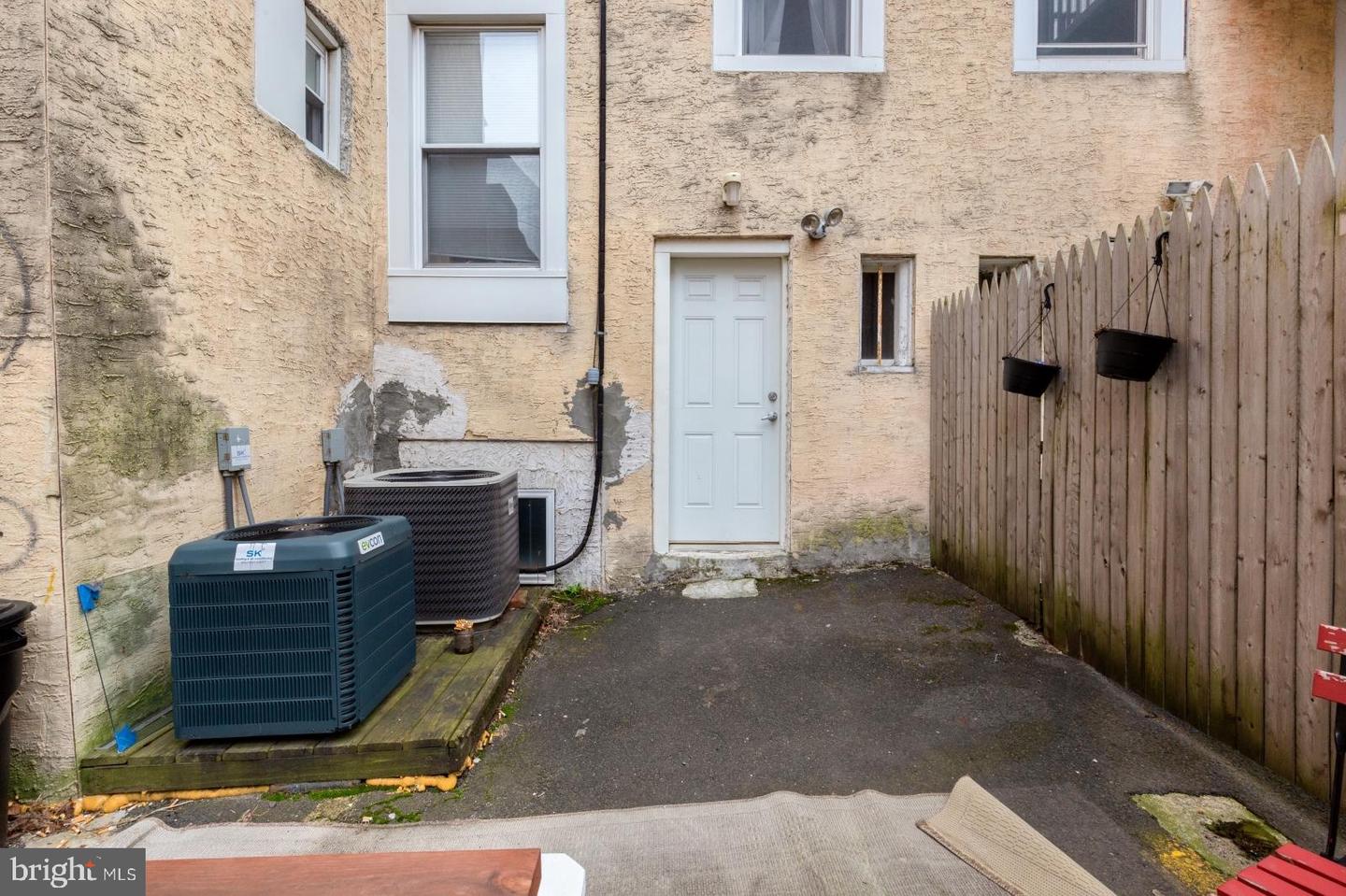 1341 Lombard St #2 Property Photo 16