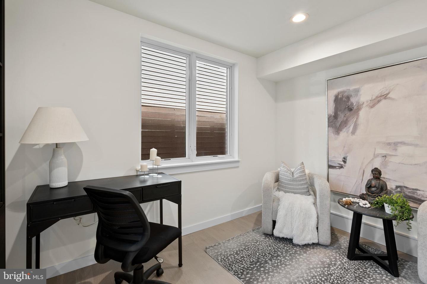 616 Brenna Walk Property Photo 5