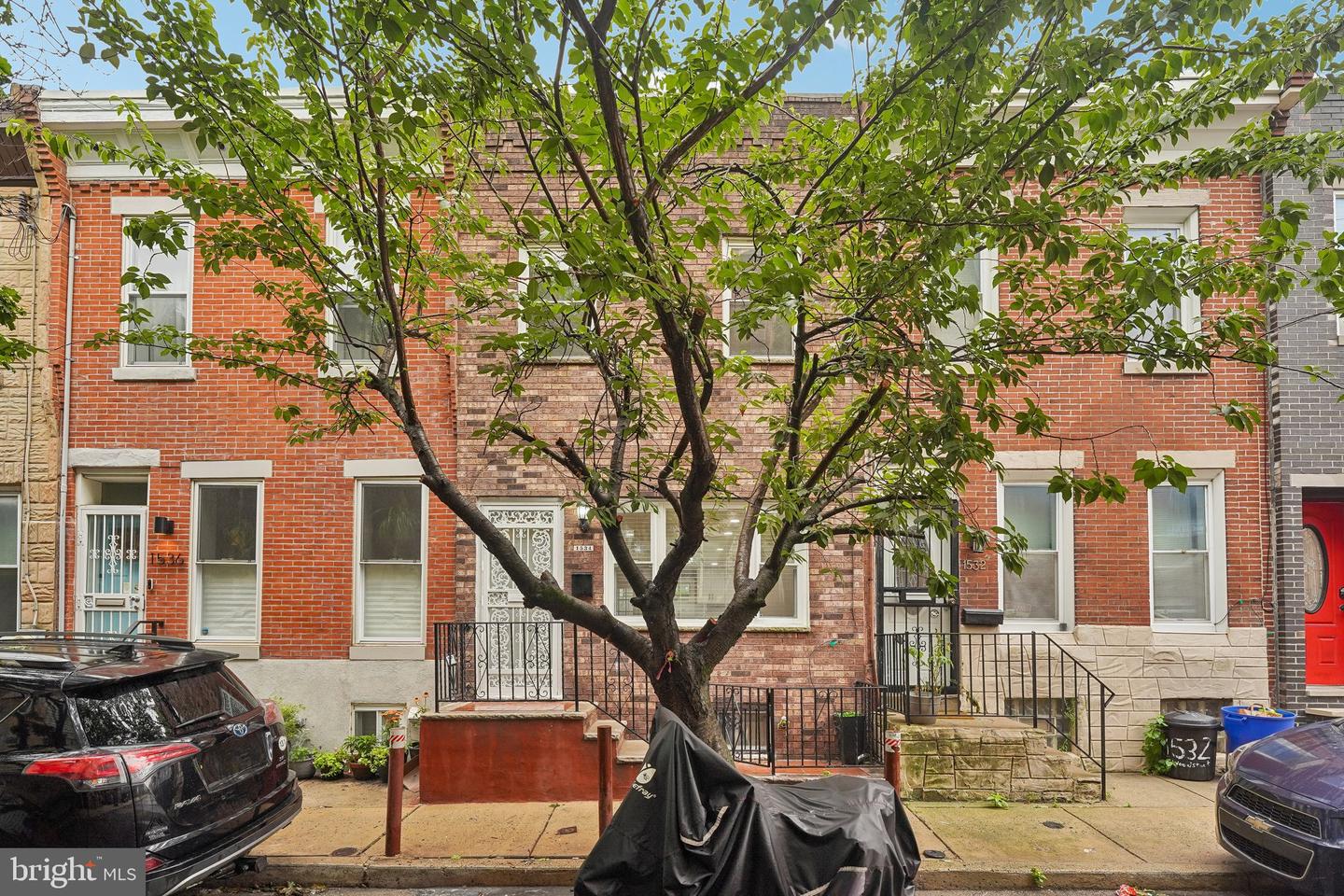 1534 S WOODSTOCK ST Property Photo 1