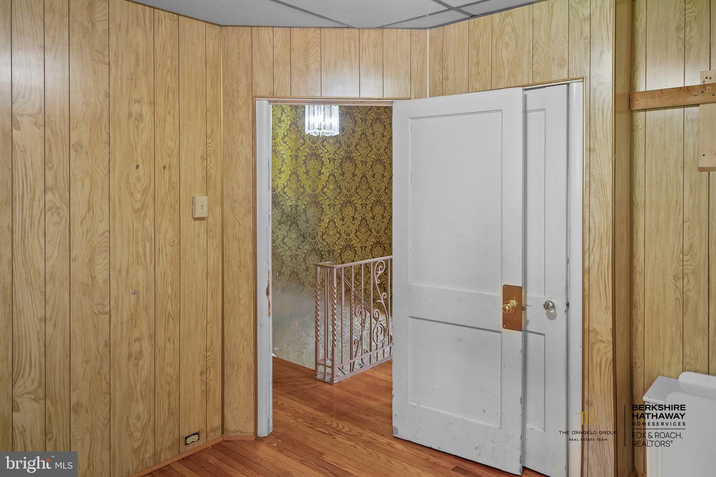 5346 Large St Property Photo 13