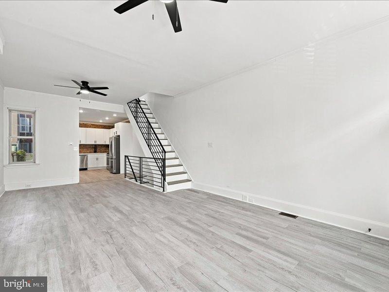 2428 E Huntingdon St Property Photo 8