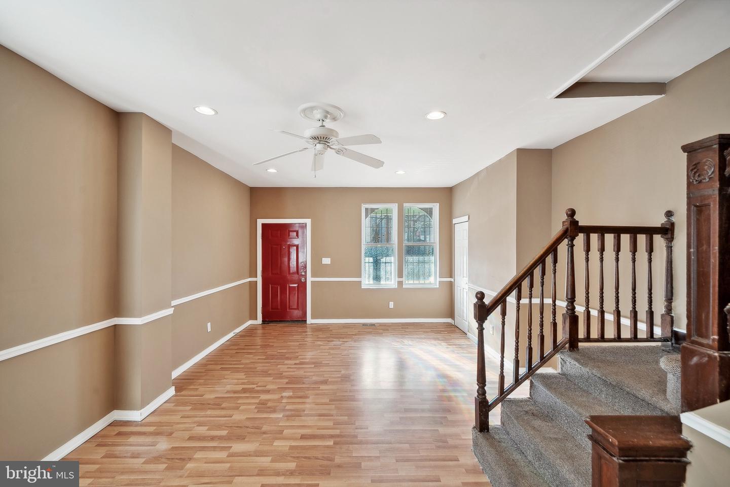 3817 Haverford Ave Property Photo 5
