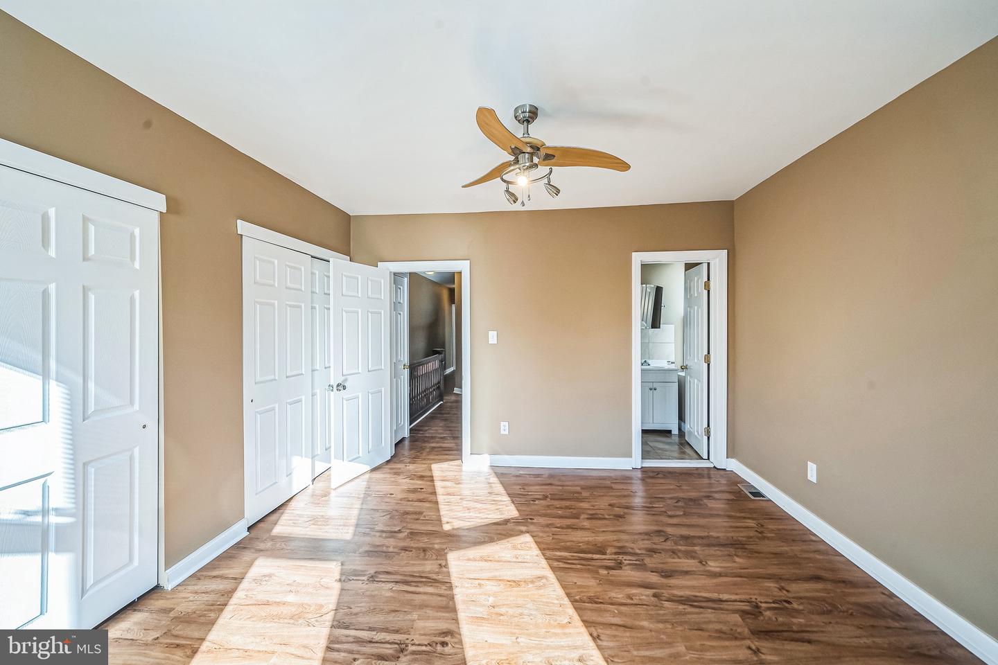 3817 Haverford Ave Property Photo 17