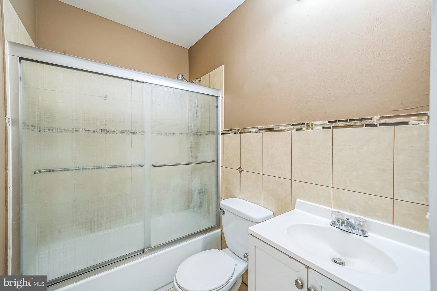 3817 Haverford Ave Property Photo 24